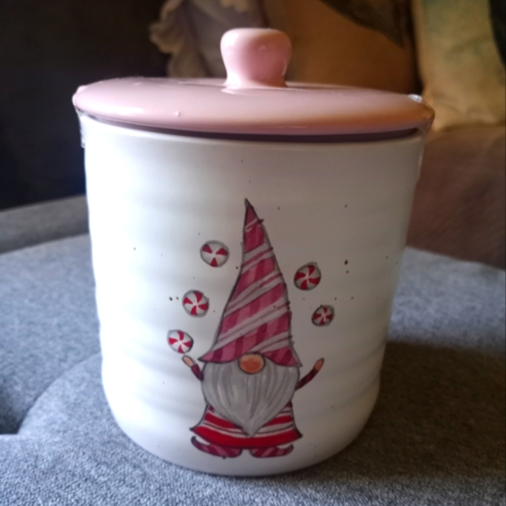 NWOT Peppermint and Pine Gnomb Container